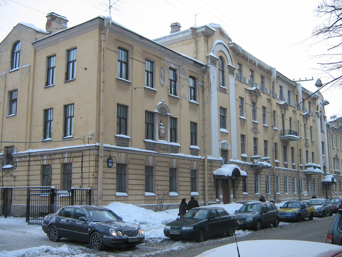 <<ЖИЛОЙ ДОМ>>